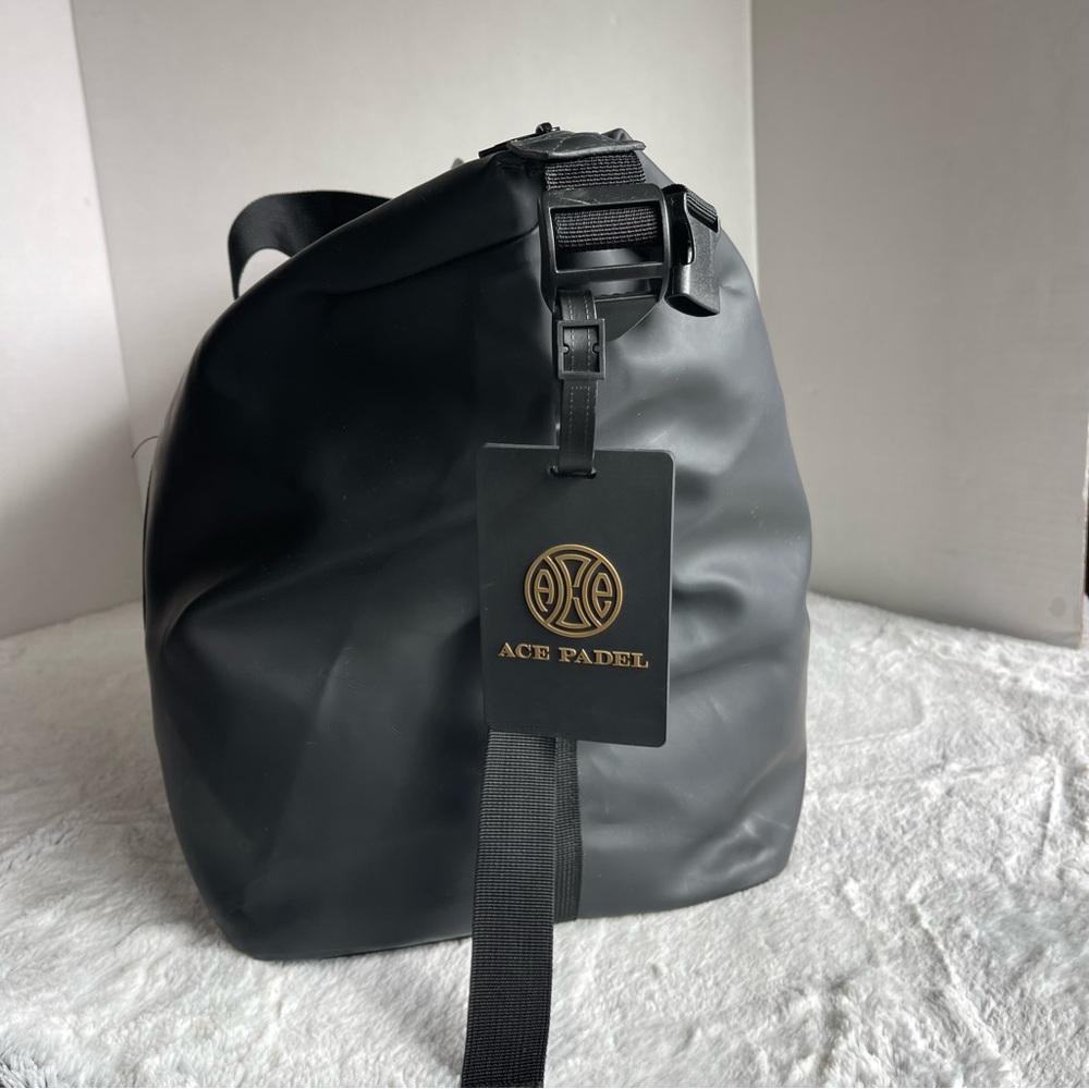 Slazenger Weekend Bag in Black - Picture 7 of 14